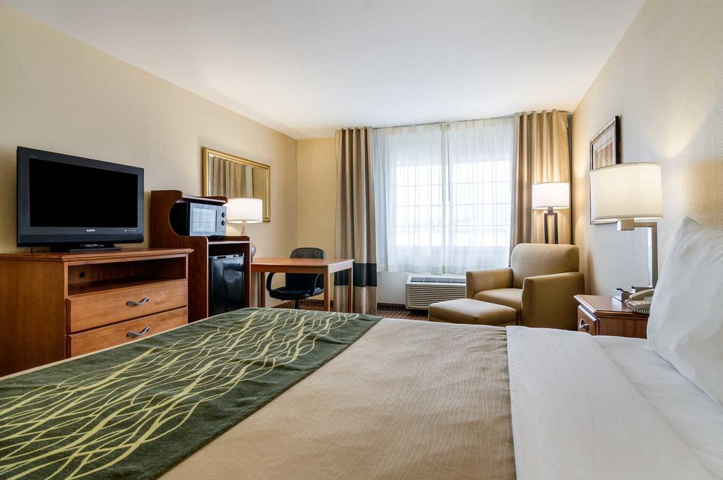 מלון Super 8 By Wyndham Great Bend מראה חיצוני תמונה