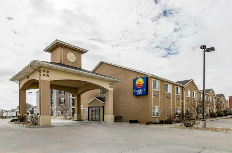 מלון Super 8 By Wyndham Great Bend מראה חיצוני תמונה